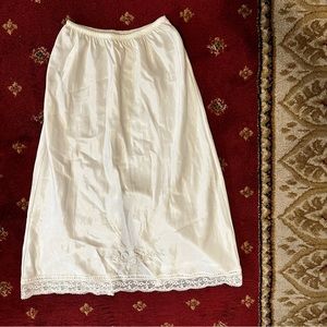 VINTAGE CHRISTIAN DIOR SLIP